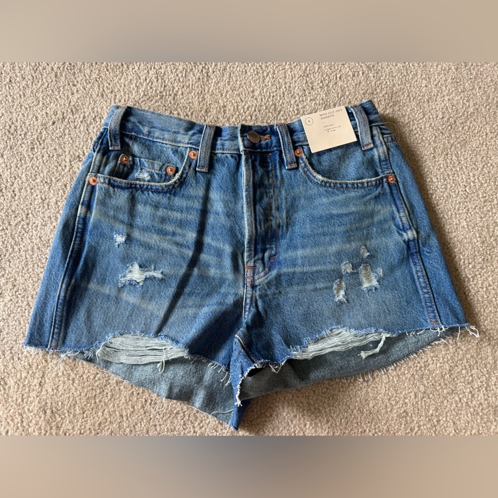 Universal Thread™ ~High Rise Mini Cut Off Shorts Size 4 New